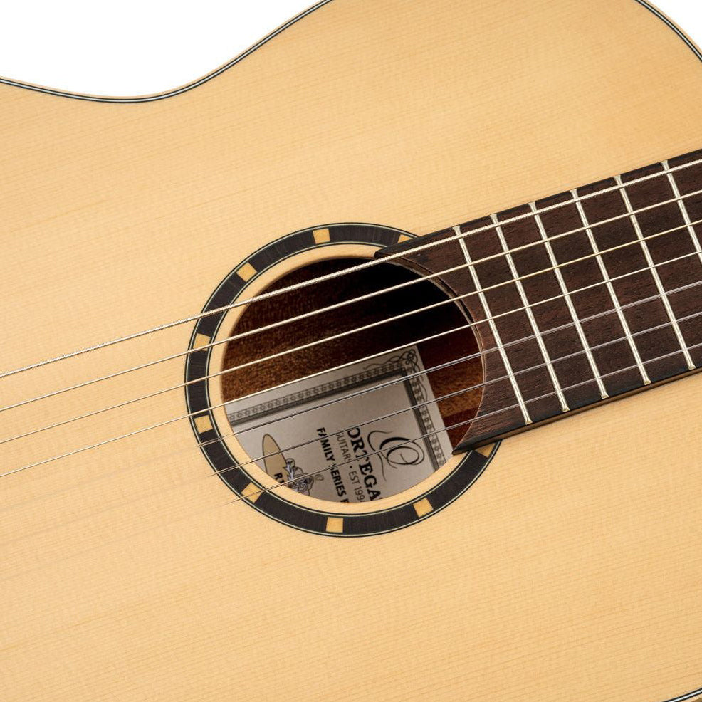 Ortega - R133-7 4/4 7-strängad - Musik Utan Gränser 