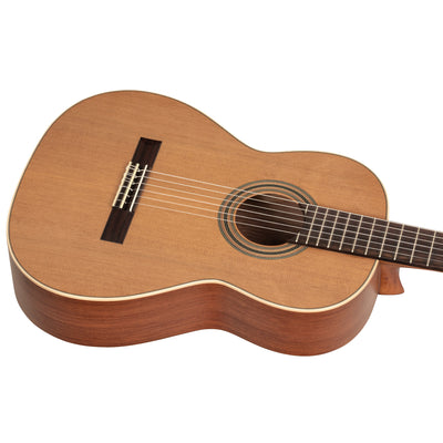 R18S Helsolid klassisk gitarr tillverkad i Spanien (matt finish)
