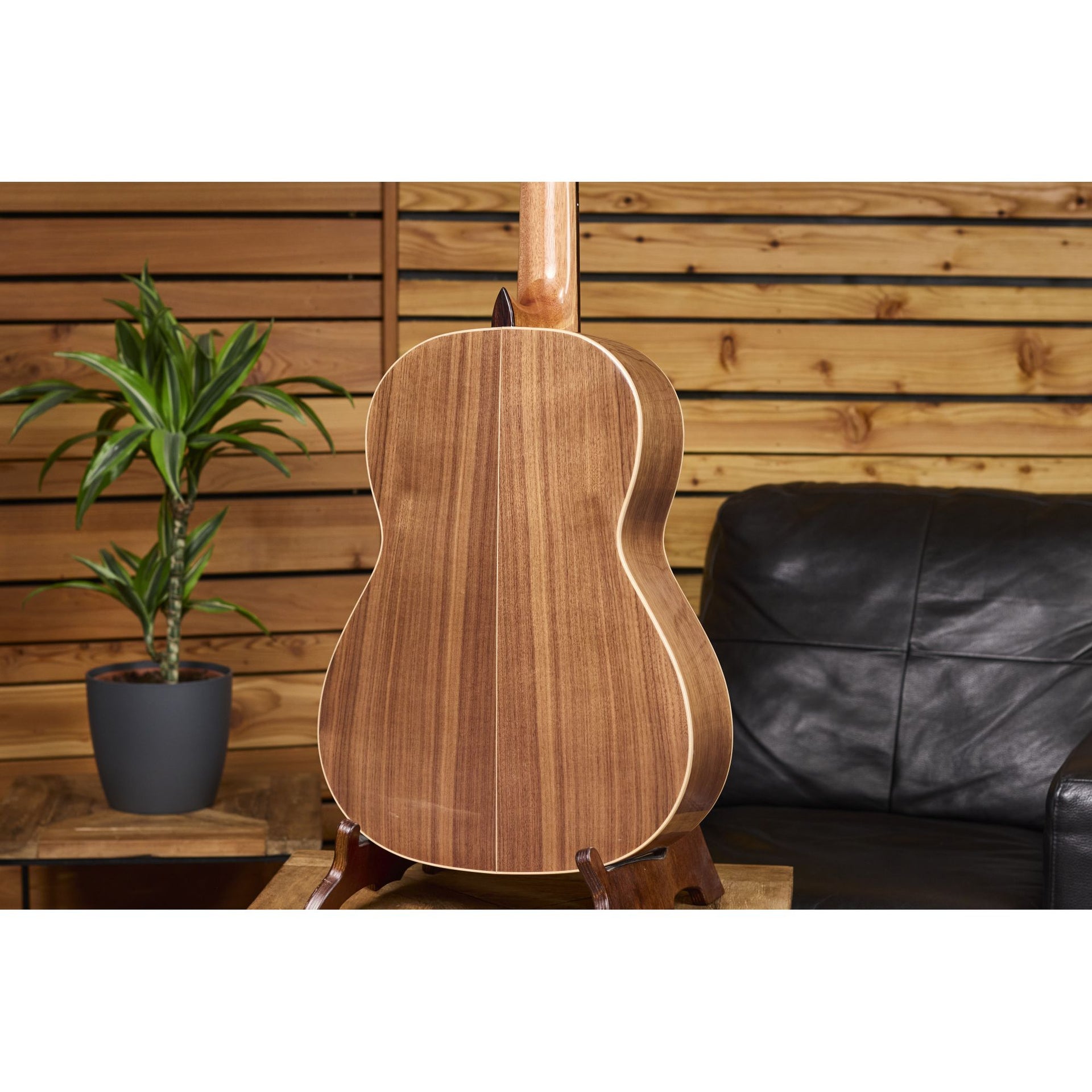 R20GWN Traditional series Made in Spain högblank