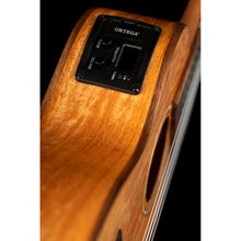 Ladda upp bild till gallerivisning, RUMG-CE Concert ukulele m mik och Gigbag
