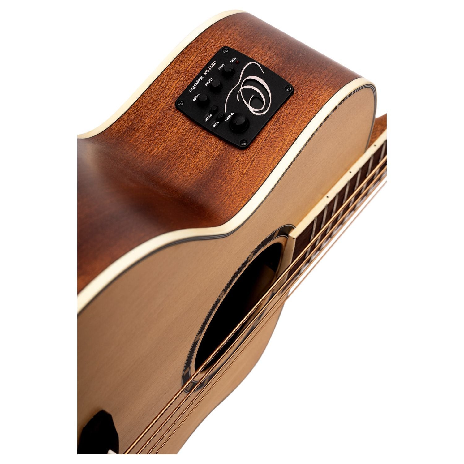 Ortega - D7CE-4 Natural med mik - Musik Utan Gränser 