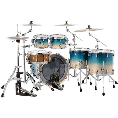 Saturn SR628XUUQ - Aqua Fade