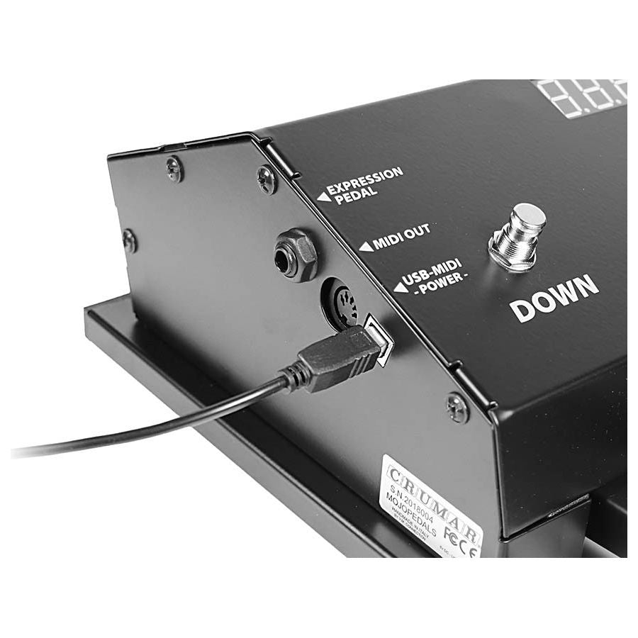 Crumar - Mojo Pedals Generic MIDI pedalboard - Musik Utan Gränser 