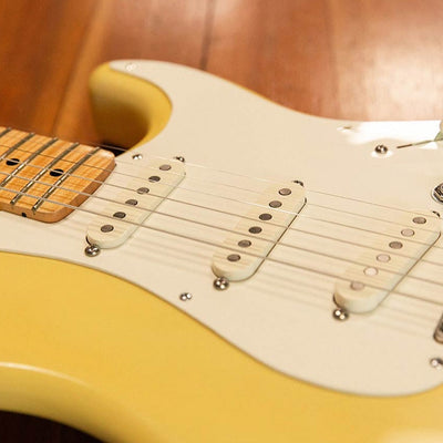 Special S Neck Parchment