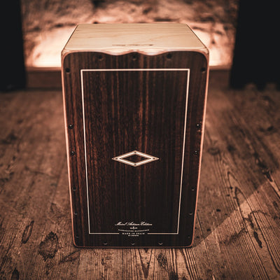 Meinl - AETLBE Artisan Cajon Tango Line Brown Eucalyptus - Musik Utan Gränser 