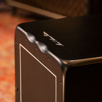 Meinl - AETLSBK Cajon Artisan Edition Tango line Satin Black - Musik Utan Gränser 