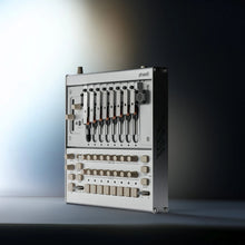 Ladda upp bild till gallerivisning, Phase8 Limited Edition
