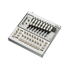 Ladda upp bild till gallerivisning, Phase8 Limited Edition
