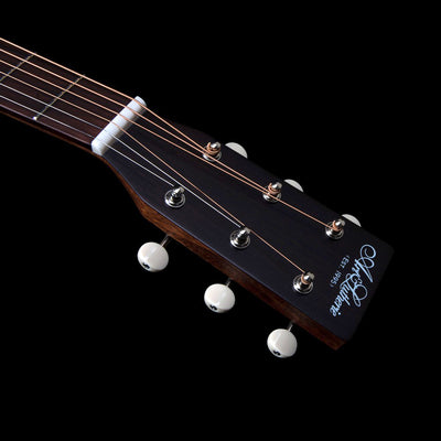 Art & Lutherie - Americana Natural EQ - Musik Utan Gränser 