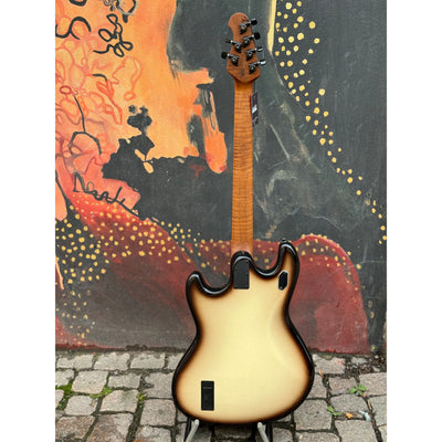 Ernie Ball Music Man - StingRay HT Brulee - Musik Utan Gränser 