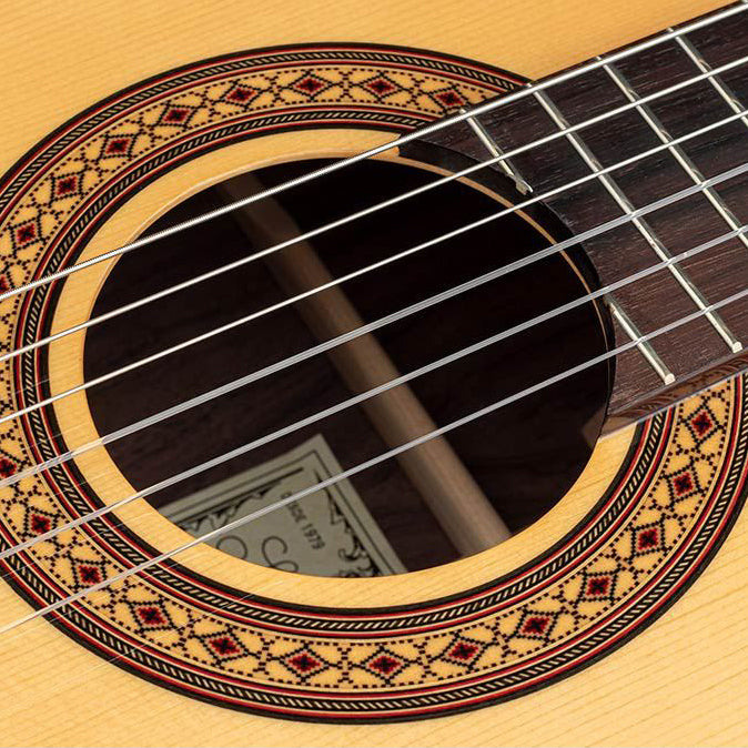 Salvador Cortez - CS-50 klassisk gitarr granlock - Musik Utan Gränser 
