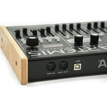 Load image into Gallery viewer, Dreadbox - Artemis 6-Voices - Musik Utan Gränser 
