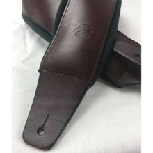 Load image into Gallery viewer, FPB05 Axelband Mörkbrunt läder
