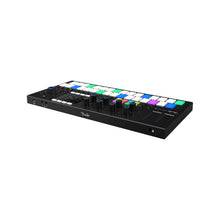 Load image into Gallery viewer, Motion 32
