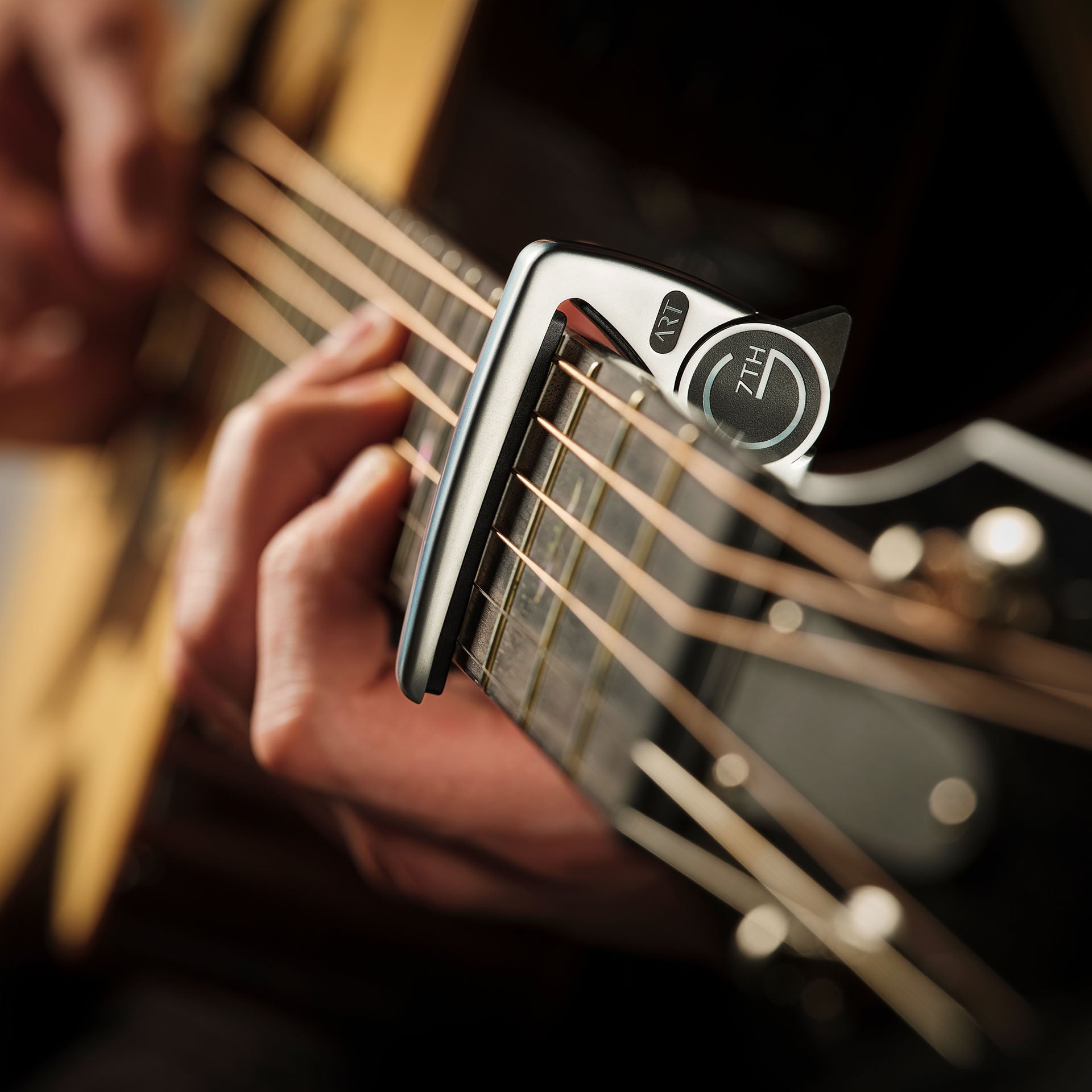 G7th - Performance 3 Capo 6 String Guitar Silver - Musik Utan Gränser 
