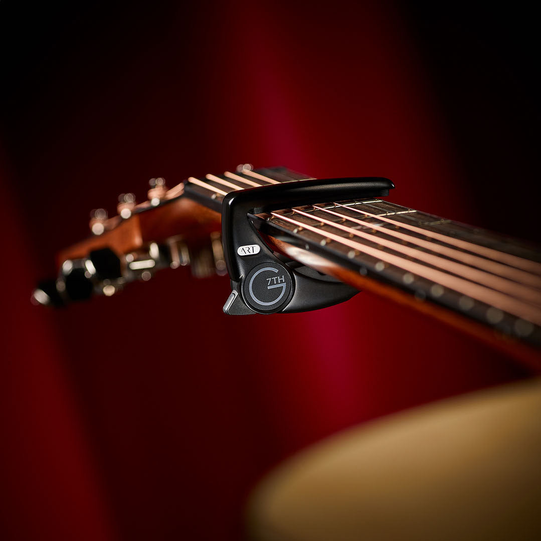 G7th - Performance 3 Capo 6 String Guitar Black - Musik Utan Gränser 