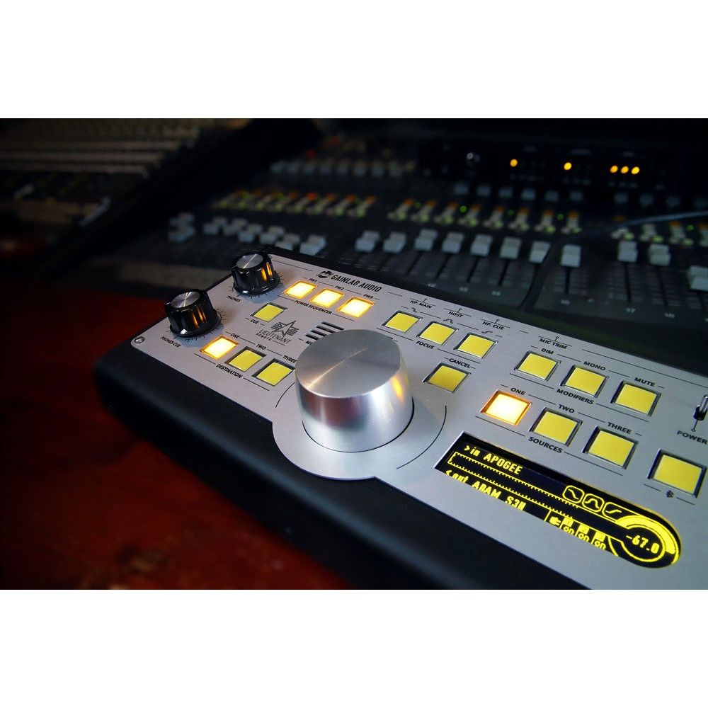 GainLab - Lieutenant - Monitor controller with remote control - Musik Utan Gränser 