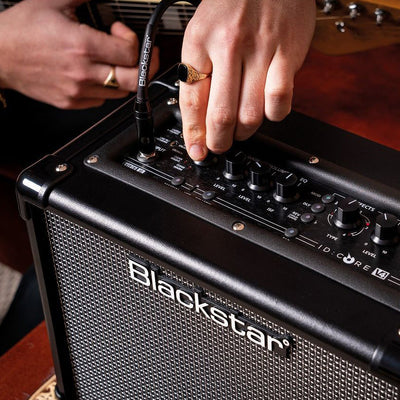 Blackstar - ID:CORE V4 Stereo 10 - Musik Utan Gränser 