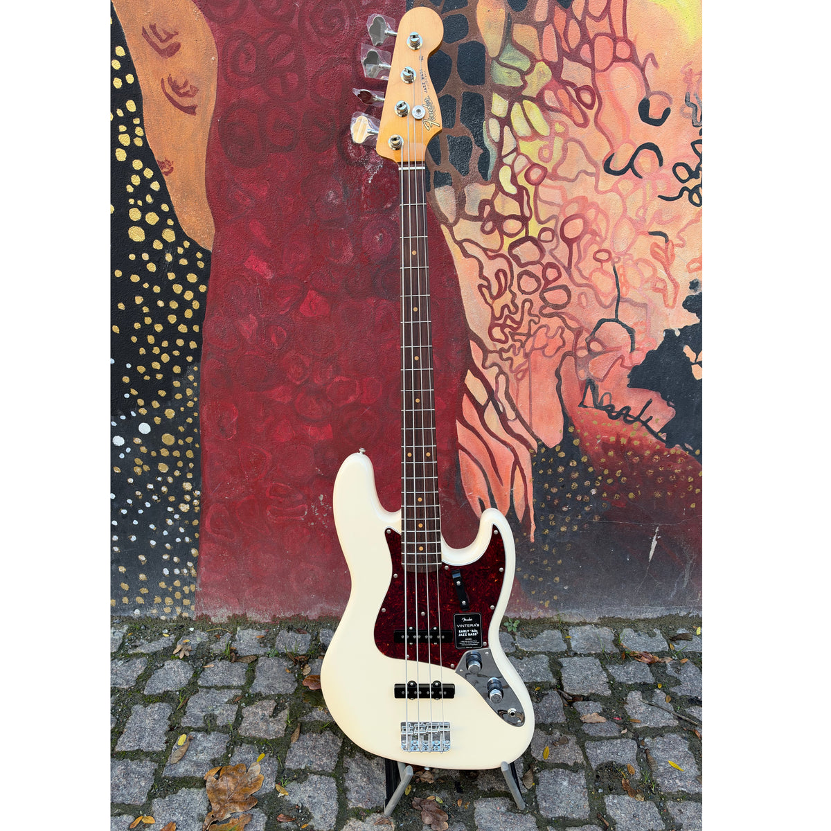 Fender Vintera III Early '60s Jazz Bass Olympic White
