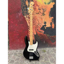 Load image into Gallery viewer, American Special Jazz Bass (begagnad)
