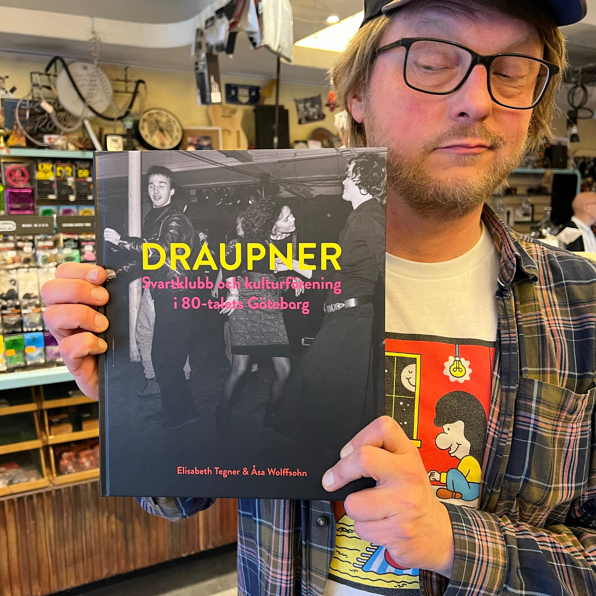 Draupner - Draupner - Svartklubb och kulturförening i 80-talets Göteborg - Musik Utan Gränser 