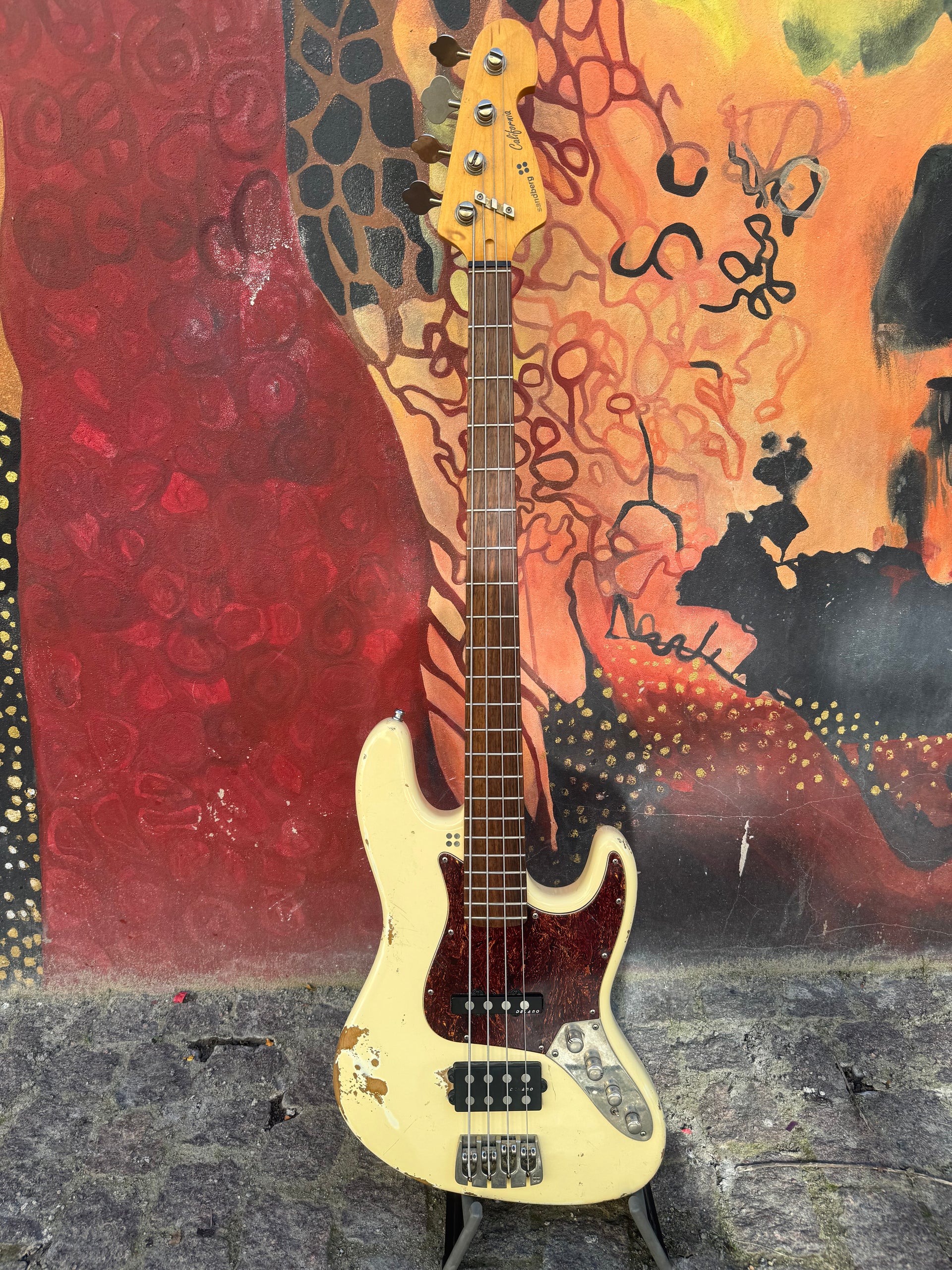 California TM4 Hardcore Aged Creme (2013)