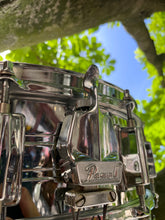 Load image into Gallery viewer, Pearl Vintage 70s Chrome over Steel snare 14x5"
