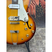 Ladda upp bild till gallerivisning, Casino E230 TD-1965 Sunburst
