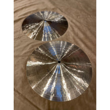 Ladda upp bild till gallerivisning, Paiste - Signature Medium Hi-Hat 14&quot; - Musik Utan Gränser 
