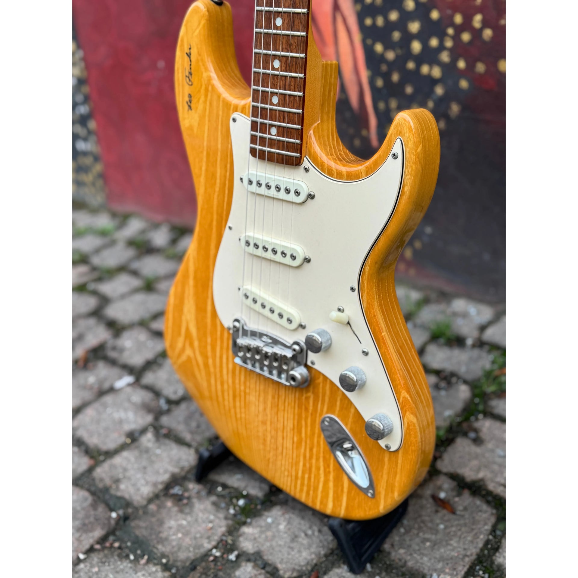 G&L - Skyhawk Leo Fender Signature 1990 - Musik Utan Gränser 