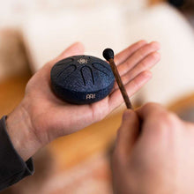 Ladda upp bild till gallerivisning, PSTD2NBVF Pocket Steel Tongue Drum A Major Navy Blue
