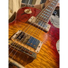 Load image into Gallery viewer, Les Paul Standard Cherry Sunburst Gold Hardware 2003
