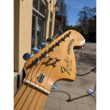 Load image into Gallery viewer, Stratocaster Sunburst 78/79
