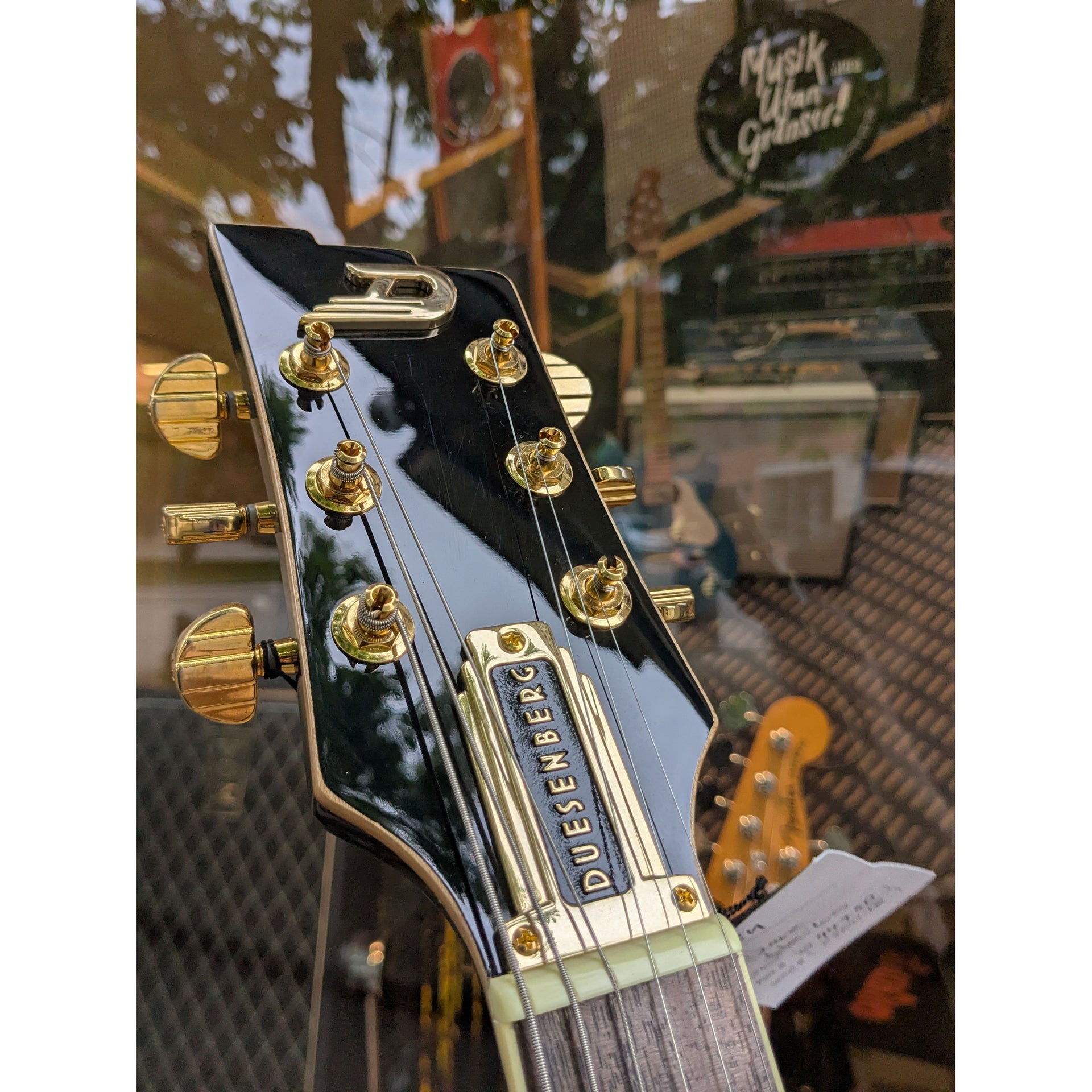 Paloma Custom Black