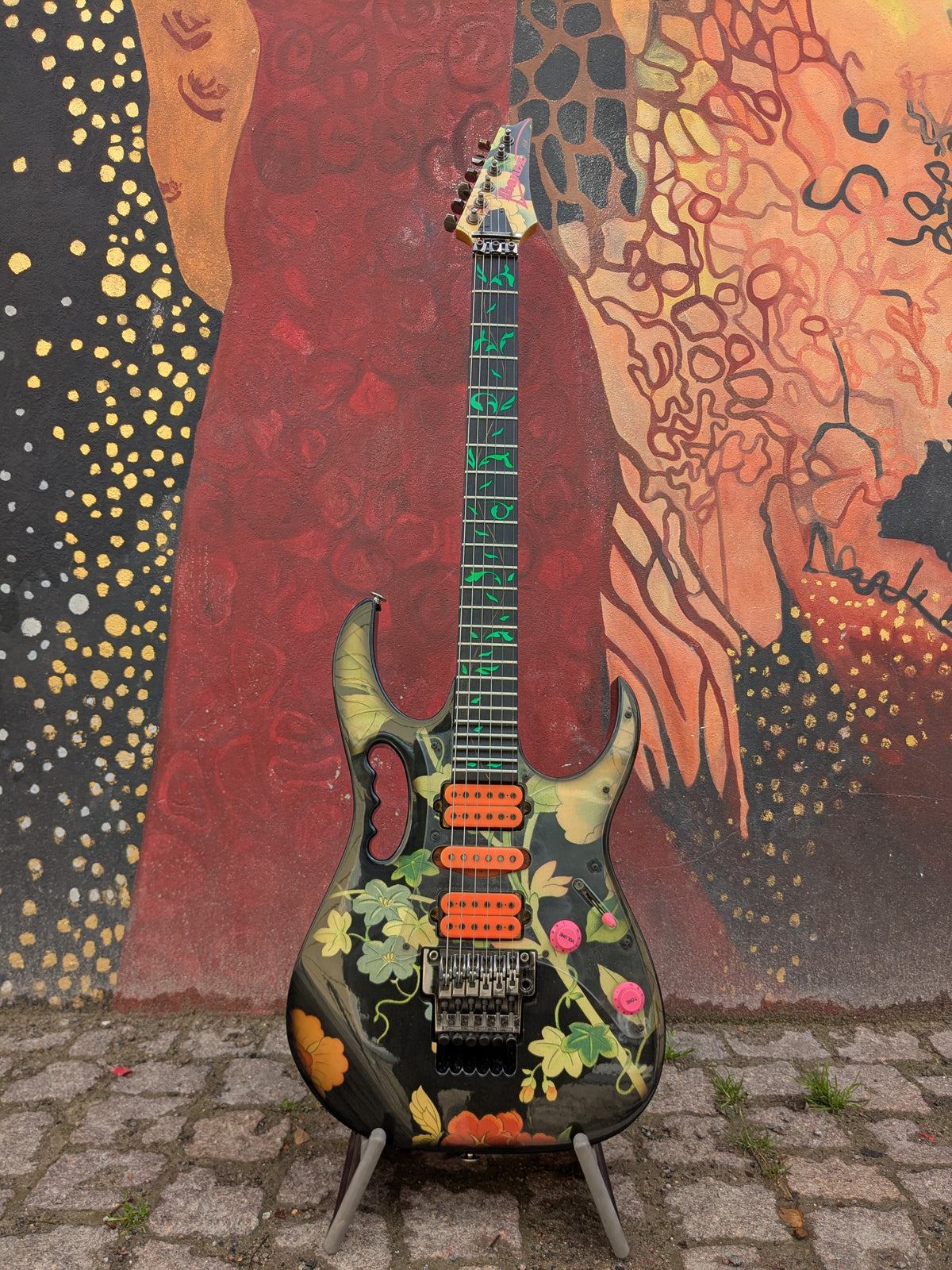JEM77FP Floral Pattern 1991