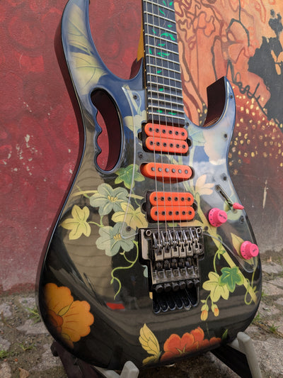 JEM77FP Floral Pattern 1991