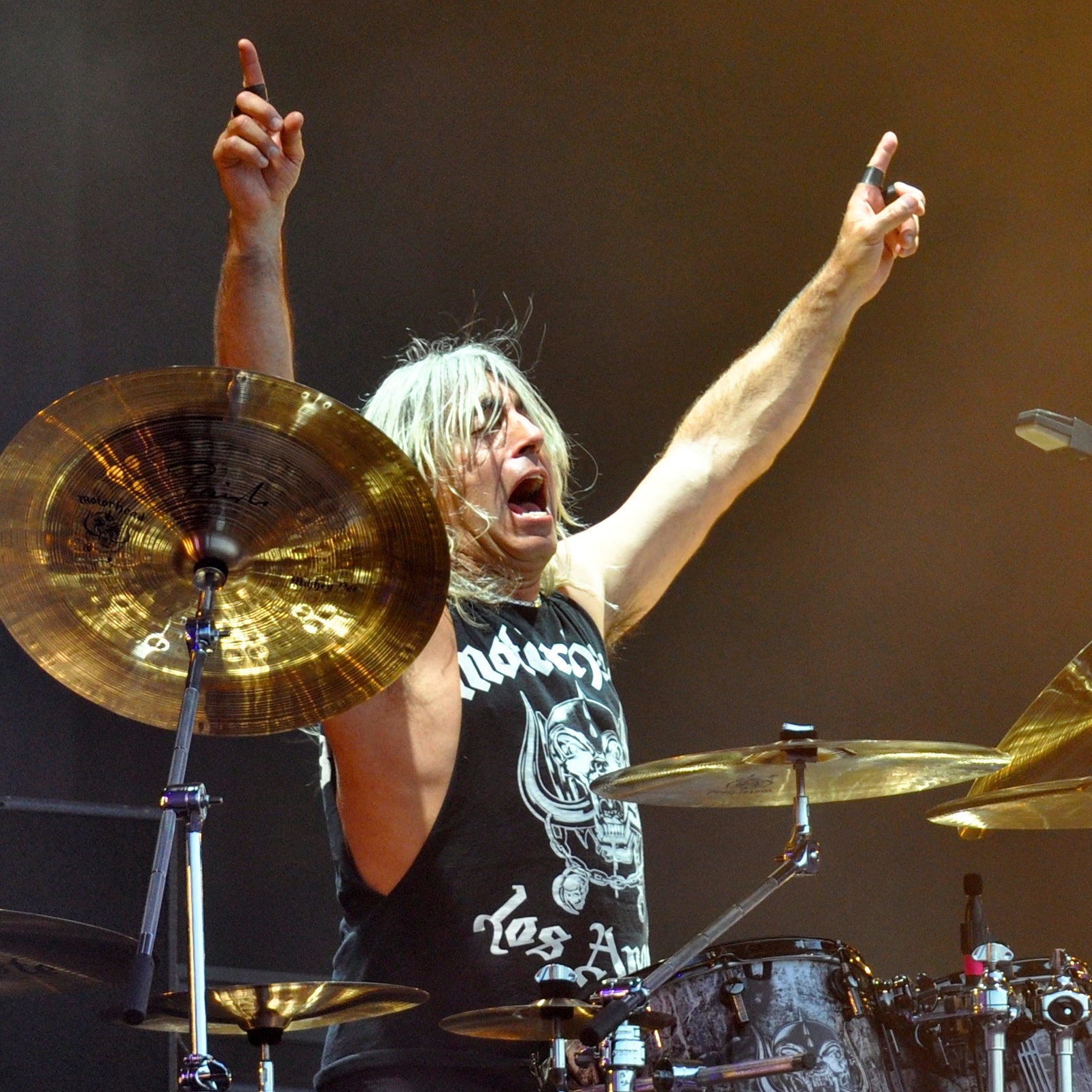 Handbok För Små Rockers Med Mikkey Dee