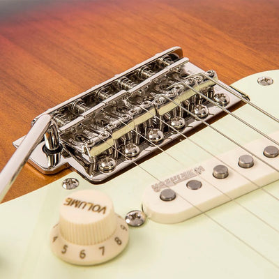 Vintage - Icon V6 Distressed Sunburst - Musik Utan Gränser 