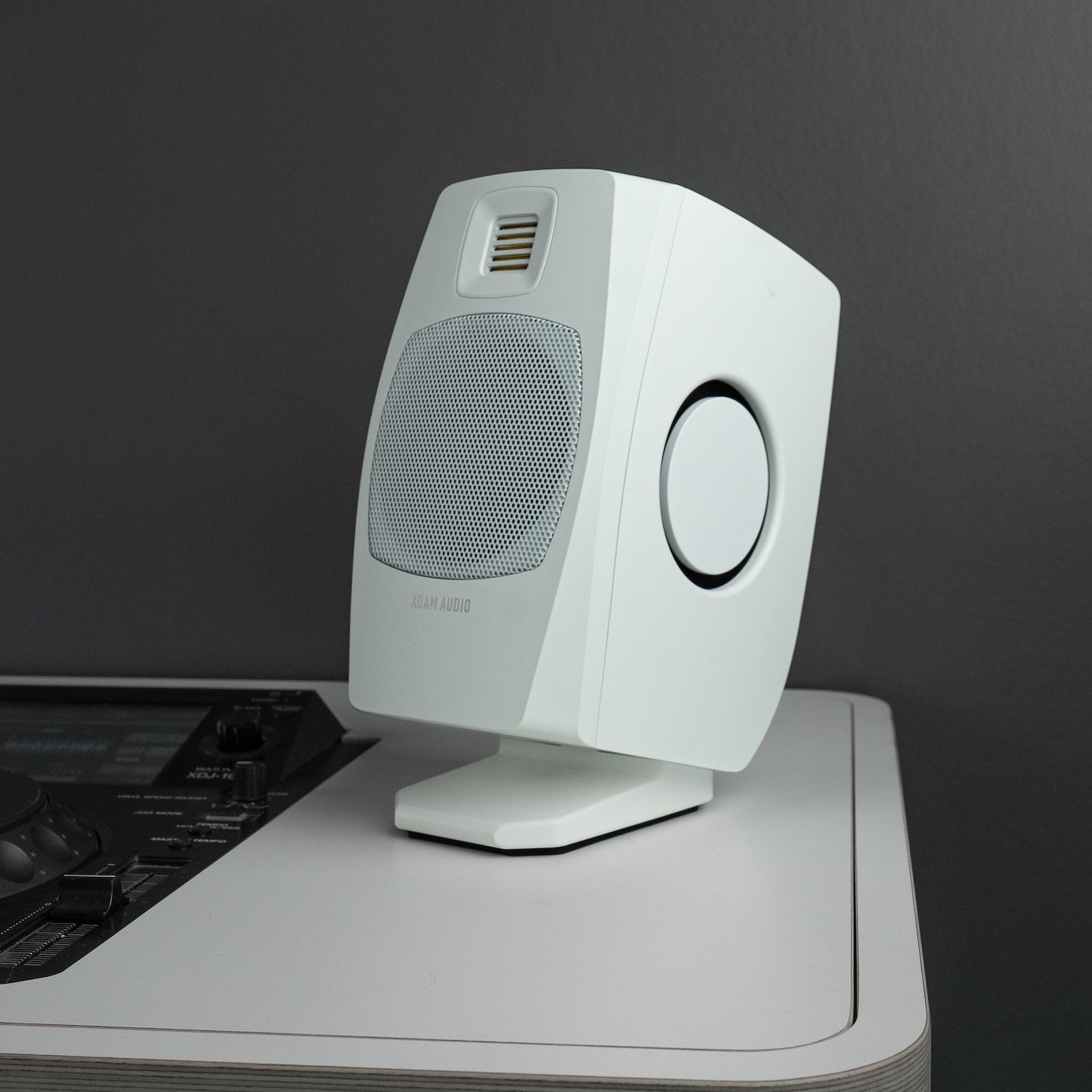 D3V White Active Desktop Monitoring System, 3,5 inch Woofer
