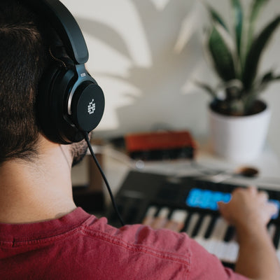 H200 Over-Ear Headphones