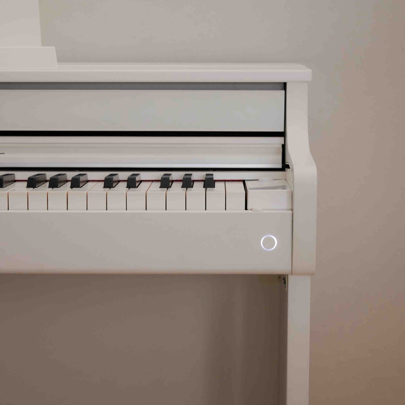 AP-550 WH Smart Hybrid Celviano