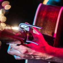 Ladda upp bild till gallerivisning, Dunlop - 63CBK Trigger Fly Capo Curved Black - Musik Utan Gränser 
