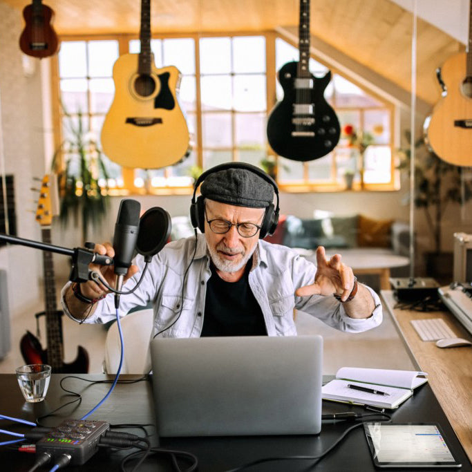 IK Multimedia - iRig Pro Quattro I/O Deluxe - Musik Utan Gränser 