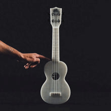 Load and play video in Gallery viewer, Sopranukulele LED
