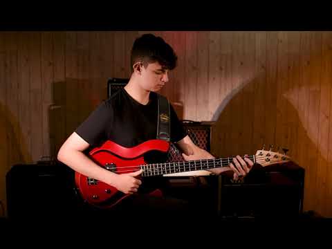 Starstream Bass 2S-BK black electric bass