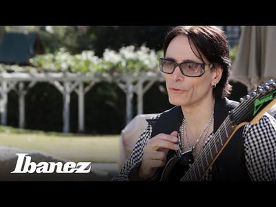 UV70P-BK Black Steve Vai
