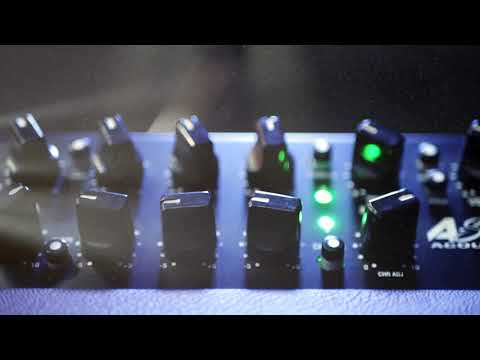 A-SOLO amplifier for acoustic guitar