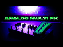 Ladda och spela upp video i Gallerivisaren, Analog Multi FX AFX-1
