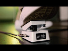 Load and play video in Gallery viewer, Cry Baby CBM105Q Mini Bass Wah

