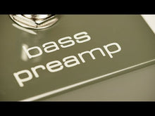 Ladda och spela upp video i Gallerivisaren, M81 Bass Preamp
